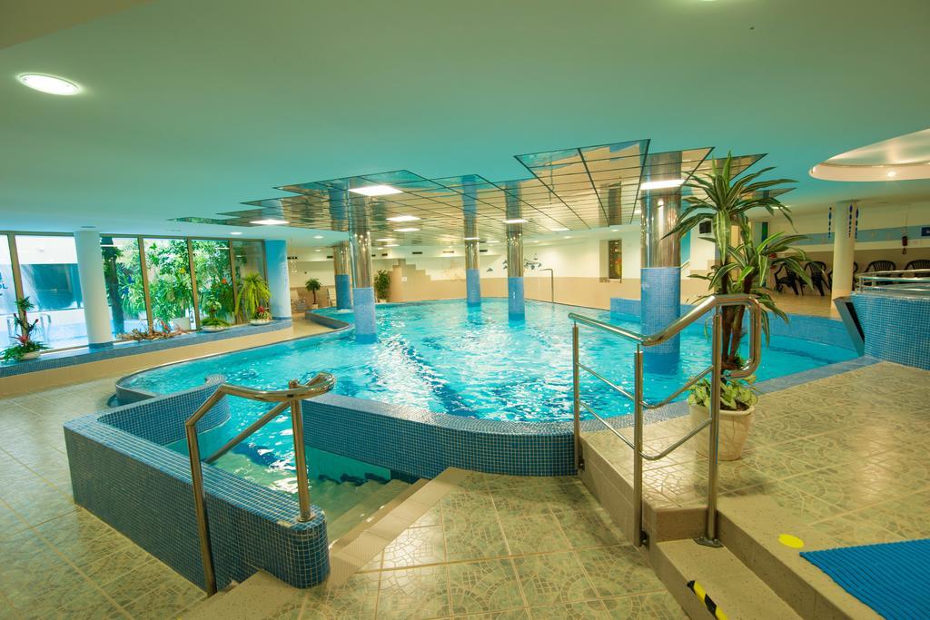 Sport-V-Hotel Hrotovice Exteriör bild