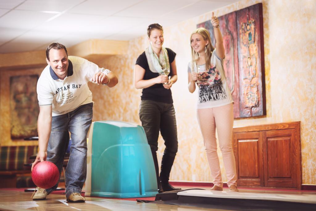 Sport-V-Hotel Hrotovice Exteriör bild